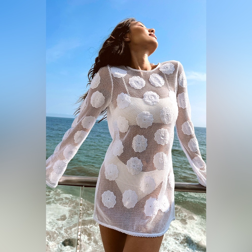Show Me Your Mumu beach coverup